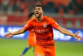 爱游戏注册-关于关键时刻广东宏远调整名单以备中超，迎来里程碑环节打磨，悬念犹存，心理建设被强调的信息