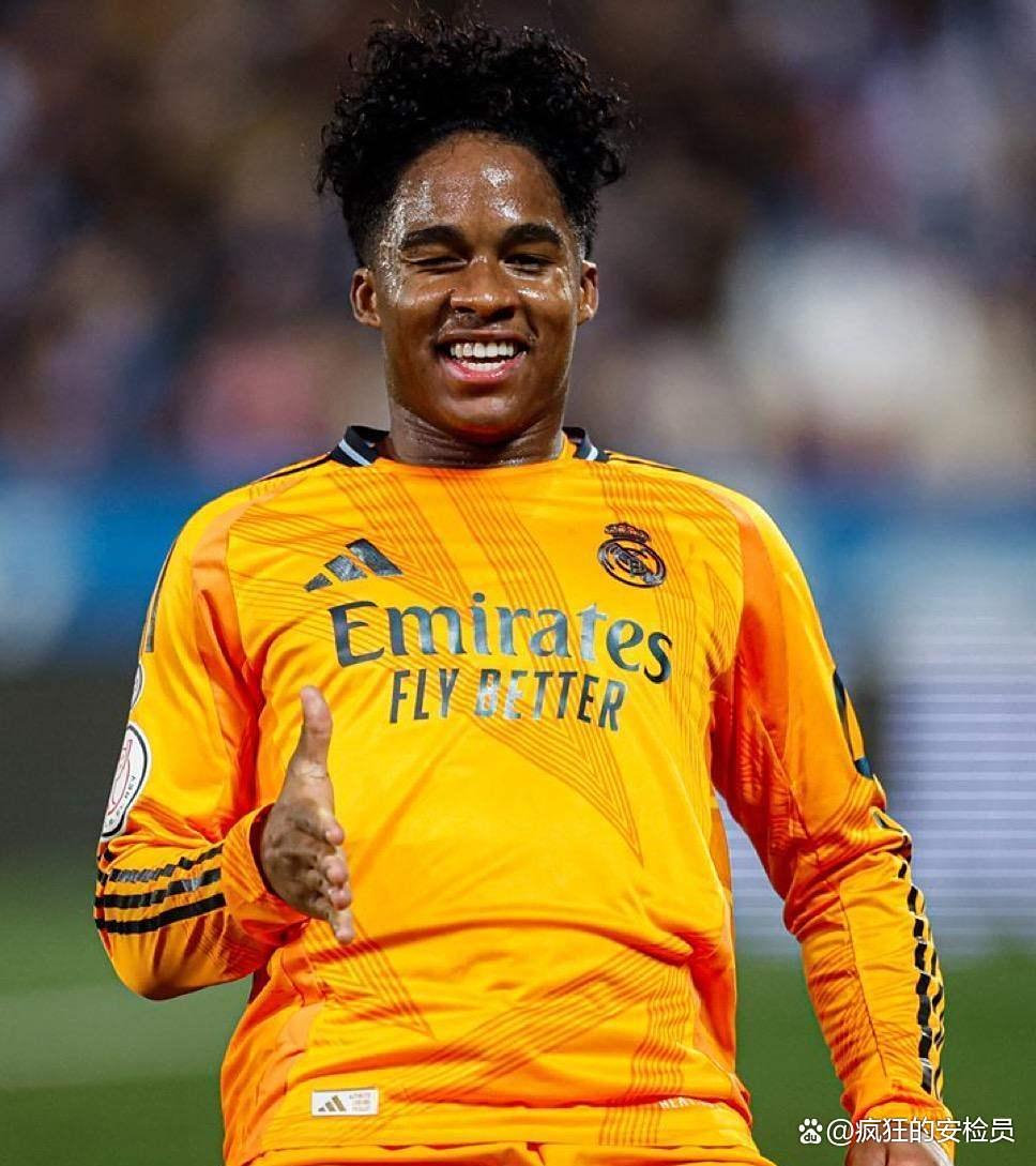 风云突变皇家马德里今晨外线爆发，德国杯版图或变，底气十足，赛季目标并未改变(皇马对阵皇家马德里英文解说)